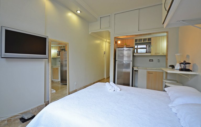 Hermoso y silencioso estudio reformado para hasta 3 personas