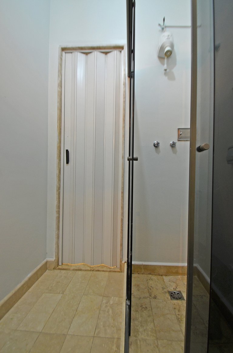 Hermoso y silencioso estudio reformado para hasta 3 personas