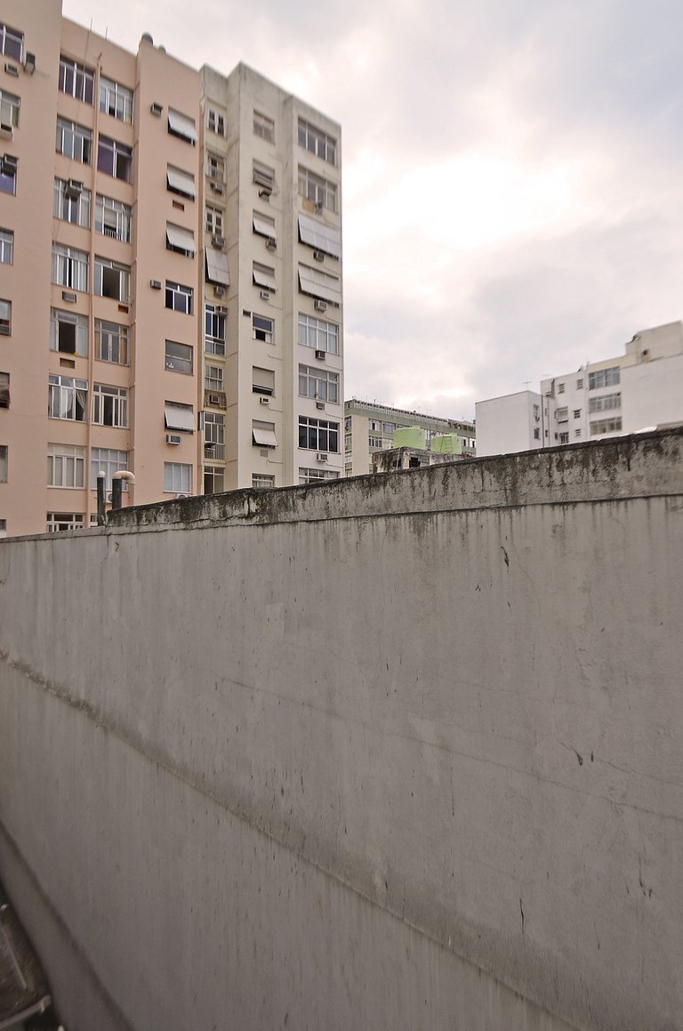Hermoso y silencioso estudio reformado para hasta 3 personas